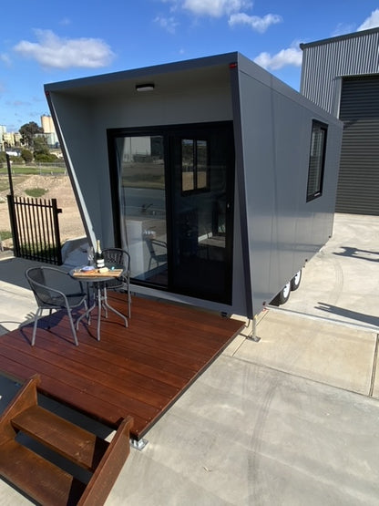 Transportable Cabin with Kitchenette